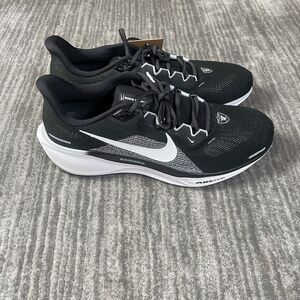 Las Vegas Raiders Shoes Mens Size 15 NFL Football Nike Pegasus 41 Sneakers